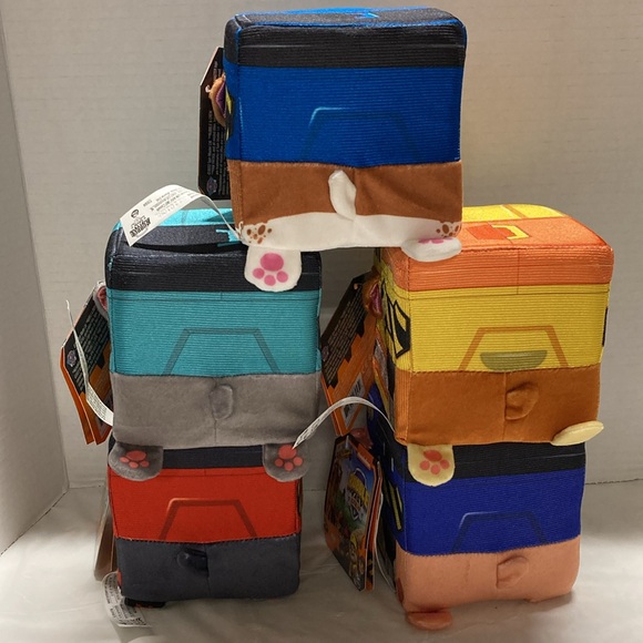 Rubble & Crew 4” Cube Shaped Plush Toy Nickelodeon’s Paw Patrol Lot of 5 New - Picture 3 of 6